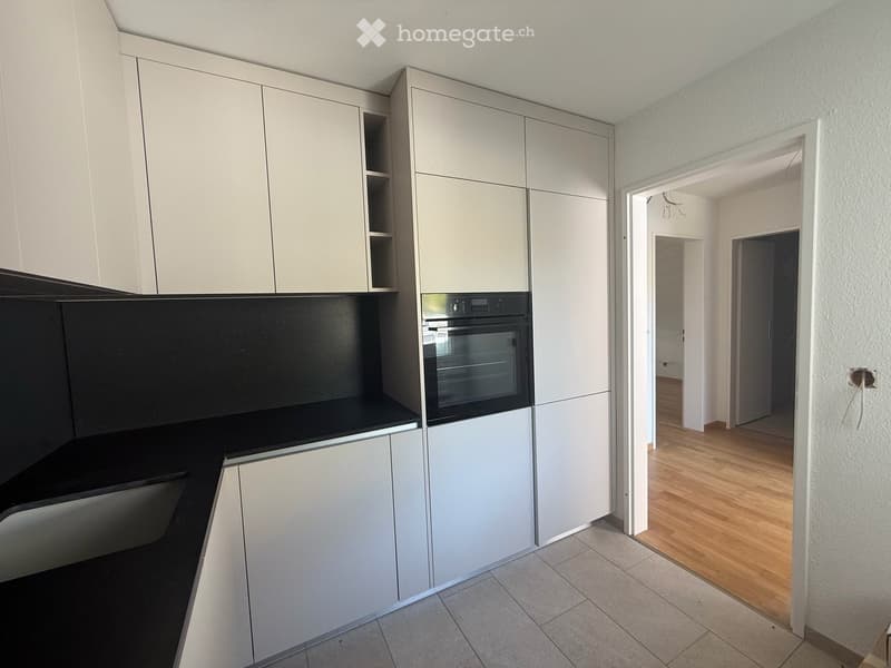 Erstvermietung nach Sanierung – moderne 2.5-Zimmer-Wohnung mit Balkon (5)