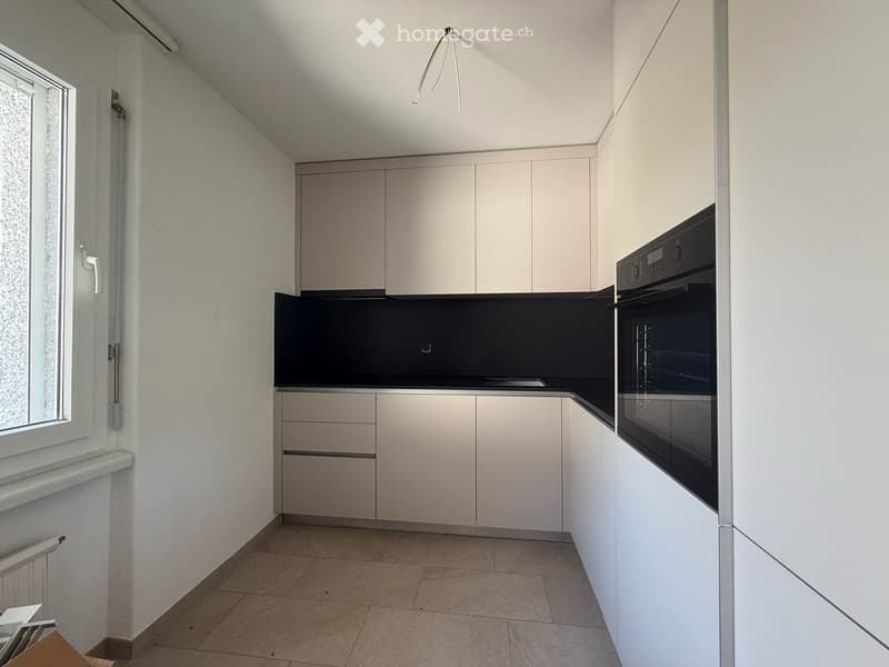 Erstvermietung nach Sanierung – moderne 2.5-Zimmer-Wohnung mit Balkon (4)