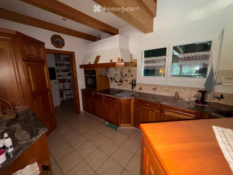 {"type": "Kitchen", "objects": ["cabinet", "oven", "sink", "counter", "faucet", "cupboard", "oven", "fridge", "oven", "cupboard", "oven", "cupboard", "oven", "cupboard", "oven", "cupboard", "oven", "cupboard", "oven", "cupboard", "oven", "cupboard", "oven