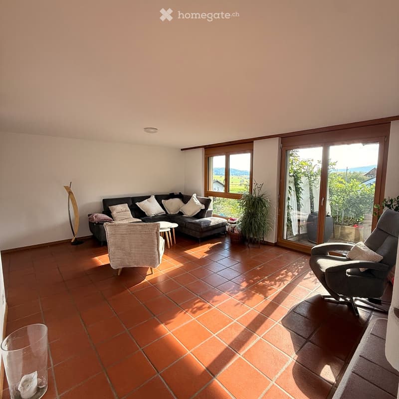 Appartement lumineux de 4.5 pièces avec vue à Lamboing (6)