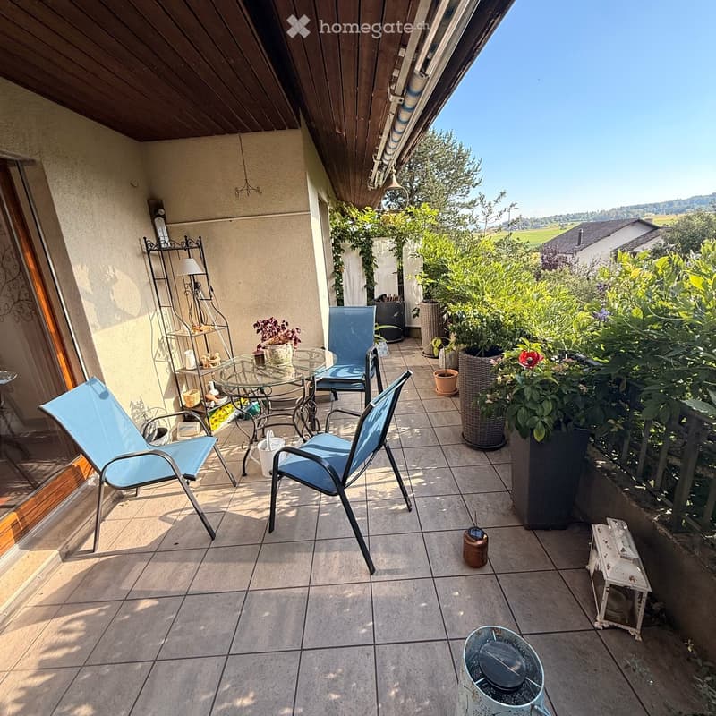 Appartement lumineux de 4.5 pièces avec vue à Lamboing (1)