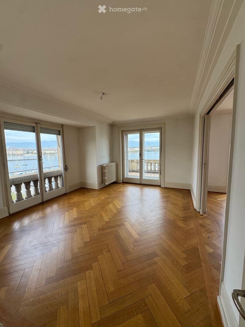 Superbe appartement de réception face au lac avec une vue imprenable au 6ème étage (6)