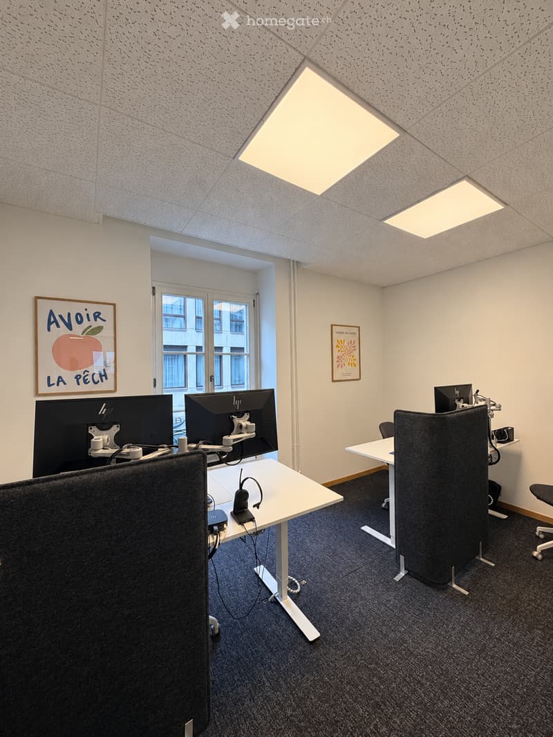 {"type": "Furnished Room", "objects": ["table", "chair", "screen", "screen", "screen", "screen", "screen", "screen", "screen", "screen", "screen", "screen", "screen", "screen", "screen", "screen", "screen", "screen", "screen", "screen", "screen", "screen"