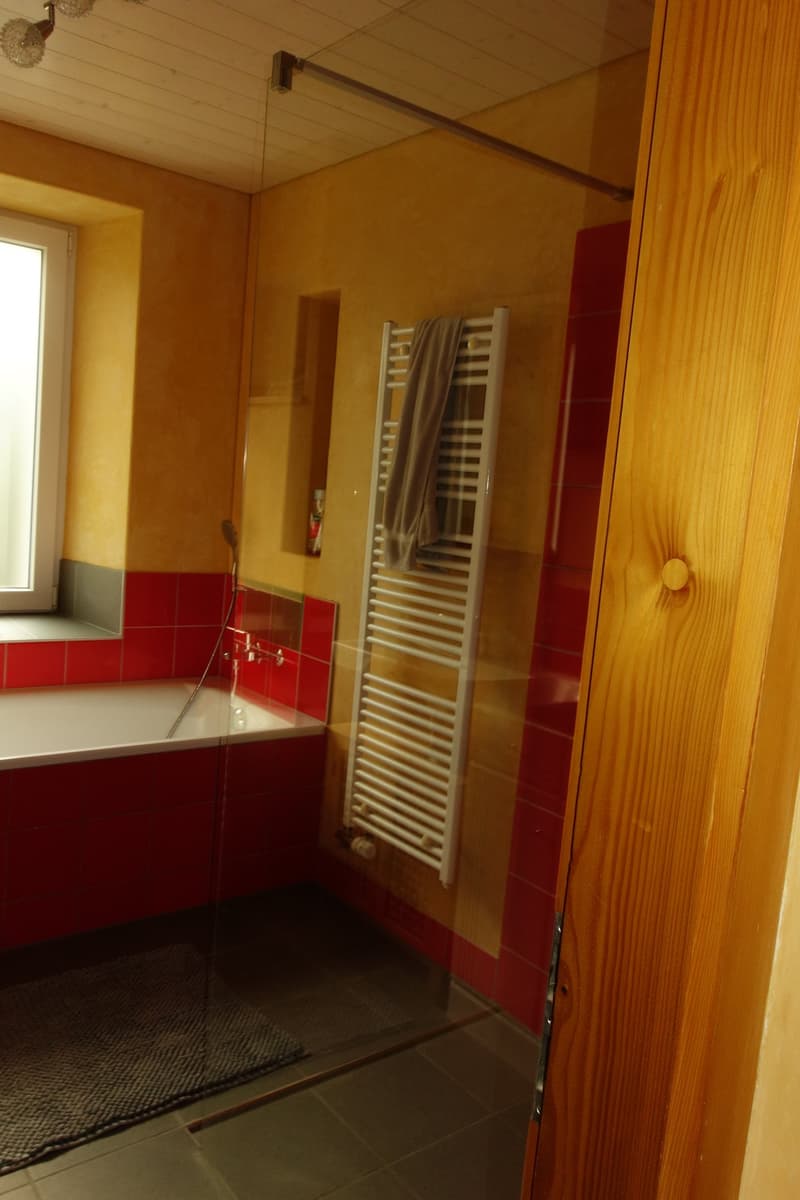 Maison villageoise de 2 appartements 2612 Cormoret (5)
