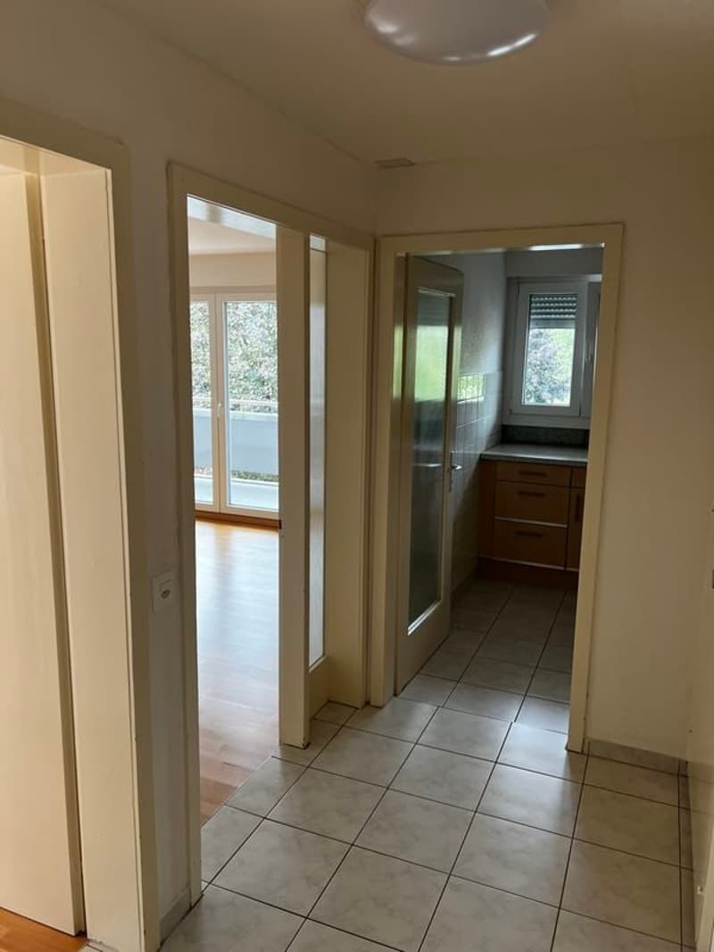 Joli appartement 2,5 pièces de 49 m2 au 3ème étage (3)