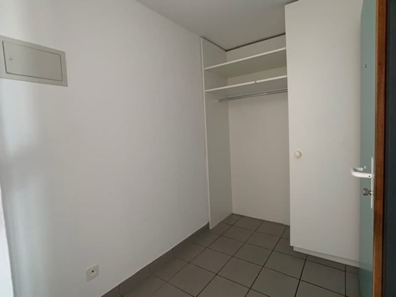 Joli appartement 2,5 pièces 53 m2 au rez-de-chaussée (4)