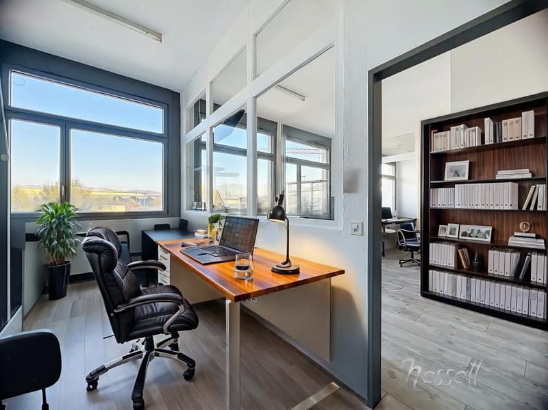 Bureaux lumineux et spacieux dans la zone industrielle Meyrin-Satigny