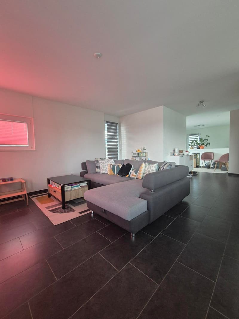 Appartement en attique de 4.5 pièces à Cortaillod (2)