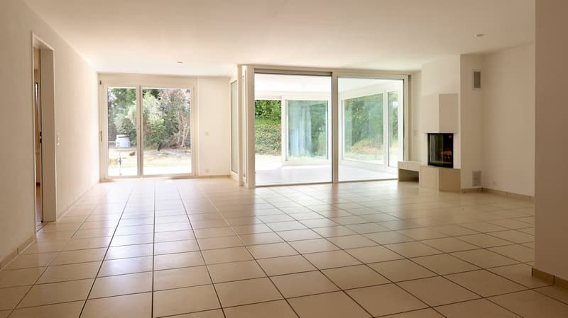 Attraktive 4.5-Zimmer-Gartenwohnung mit Wintergarten und Cheminée in Oberwil BL (7)