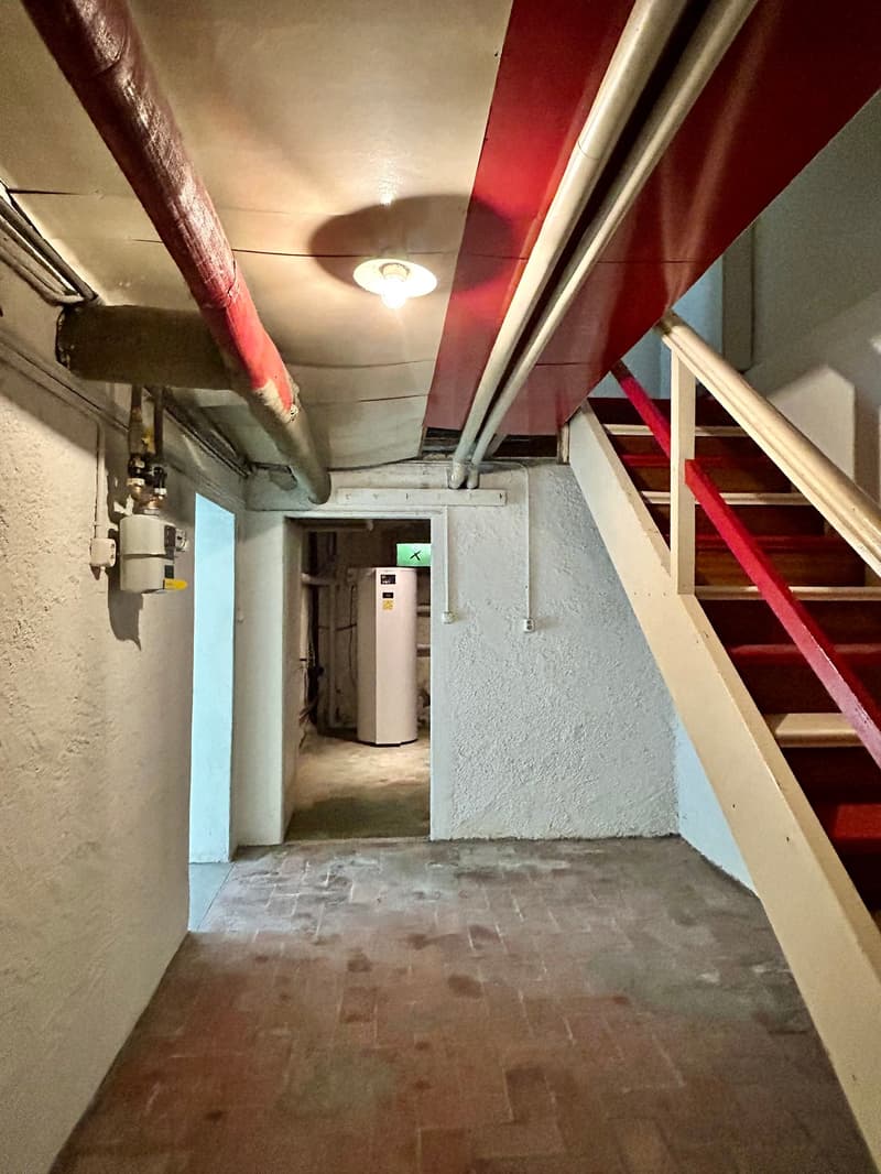 6.5-Zimmer-EFH in der Nähe Haltestelle Burgstrasse in Riehen (19)
