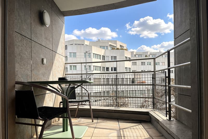 Appartement meublé de 2,5 pièces dans un excellent emplacement à Zug (8)