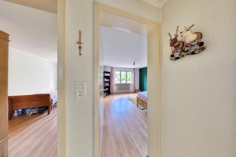 Charmantes 5.5-Zimmer-Doppeleinfamilienhaus in Andelfingen (11)