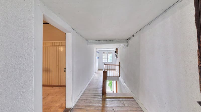 Interessante Bauernhausliegenschaft in Buchberg SH mit Baulandreserve (9)