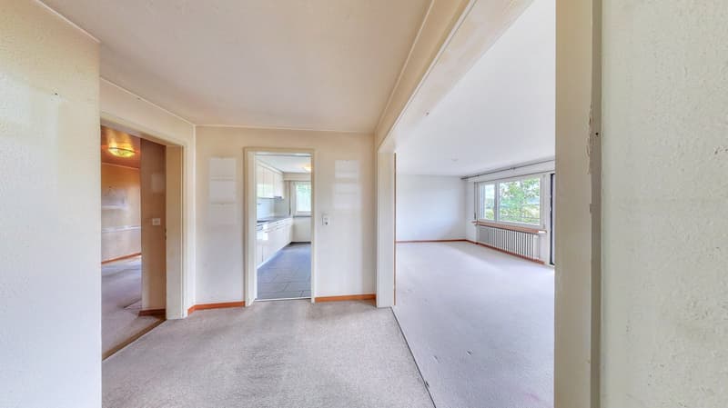 Wohnen mit Weitsicht - 5 1/2-Zimmer Einfamilienhaus an erhöhter Lage in Andelfingen (8)