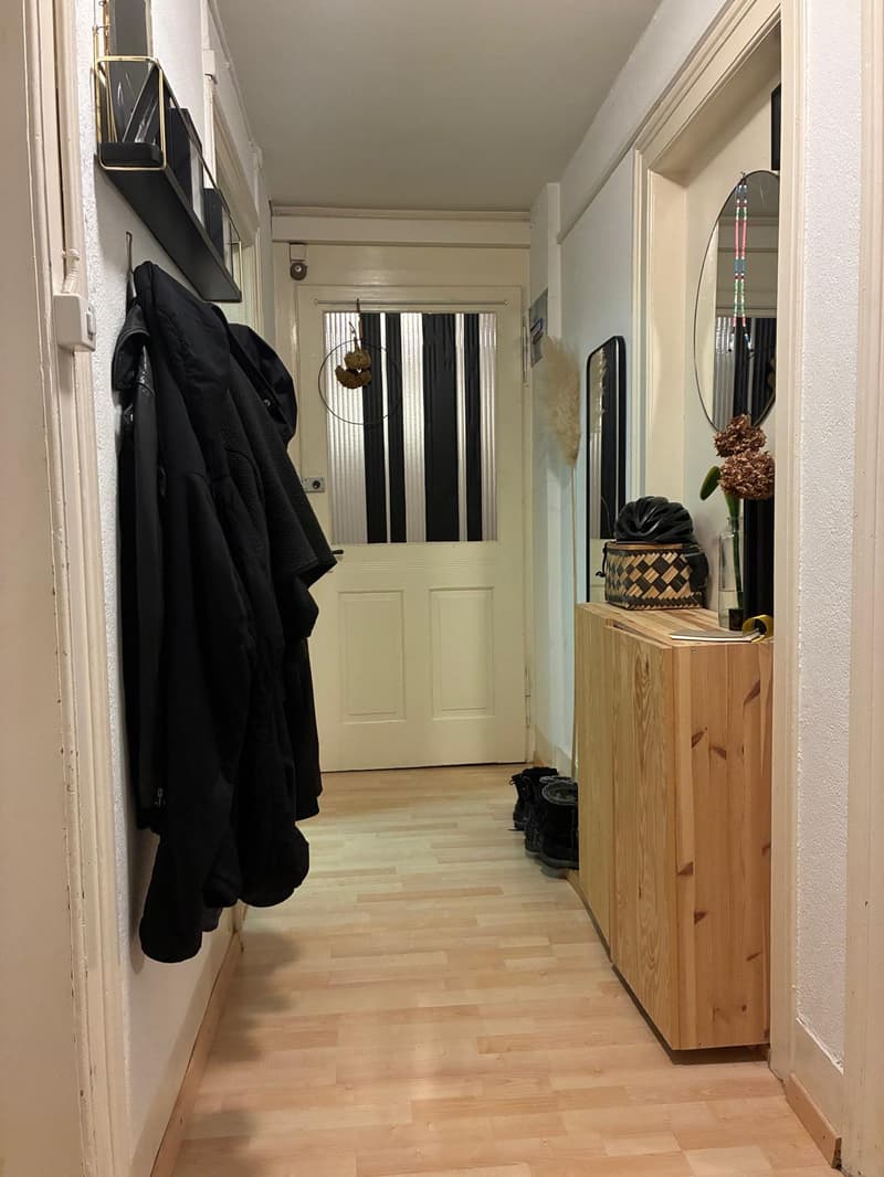 gemütliche 2 -Zi. Wohnung an zentraler Lage (6)