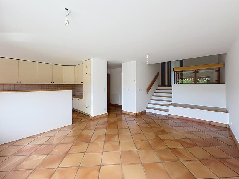 Appartement traversant de 3,5 pièces à Nyon (2)
