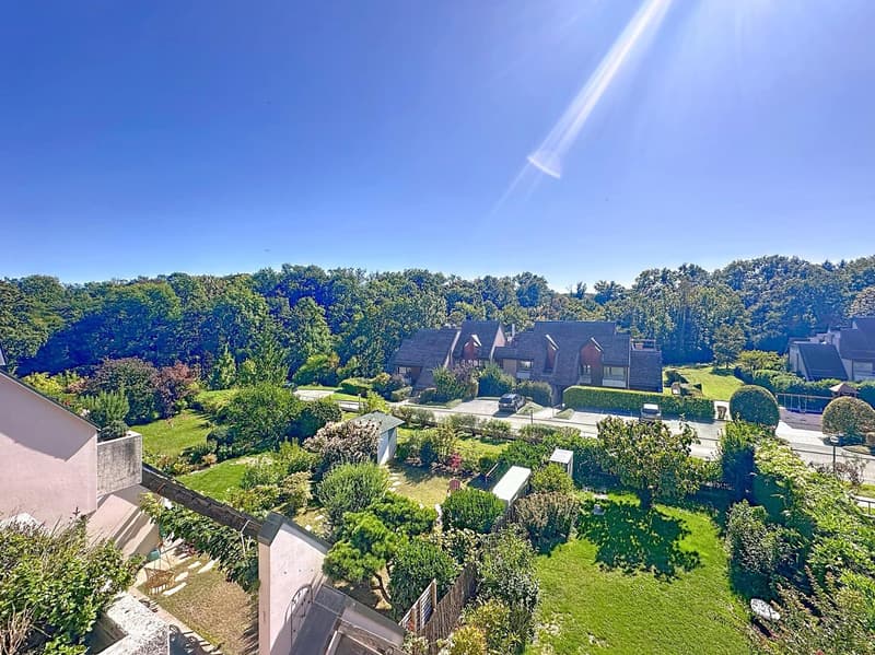 Appartement traversant de 3,5 pièces à Nyon (7)