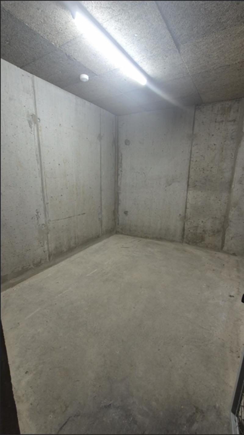 Place de parc à louer dans parking souterrain d'un immeuble à Eysins (3)