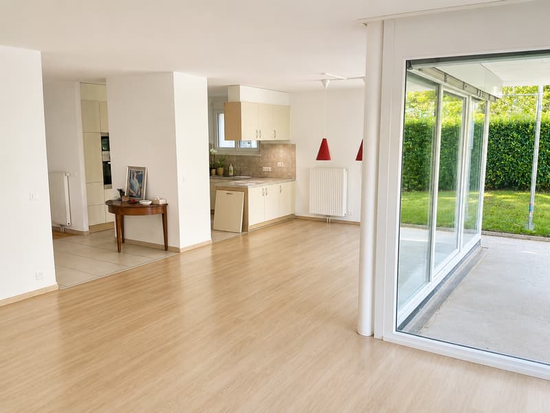 Magnifique appartement de 4 pièces d'env. 120m2 avec jardin (2)