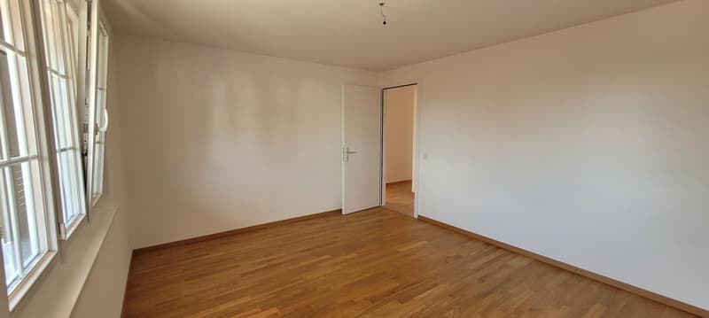 Bel appartement lumineux de 4.5 pièces au 1er étage avec balcon (6)