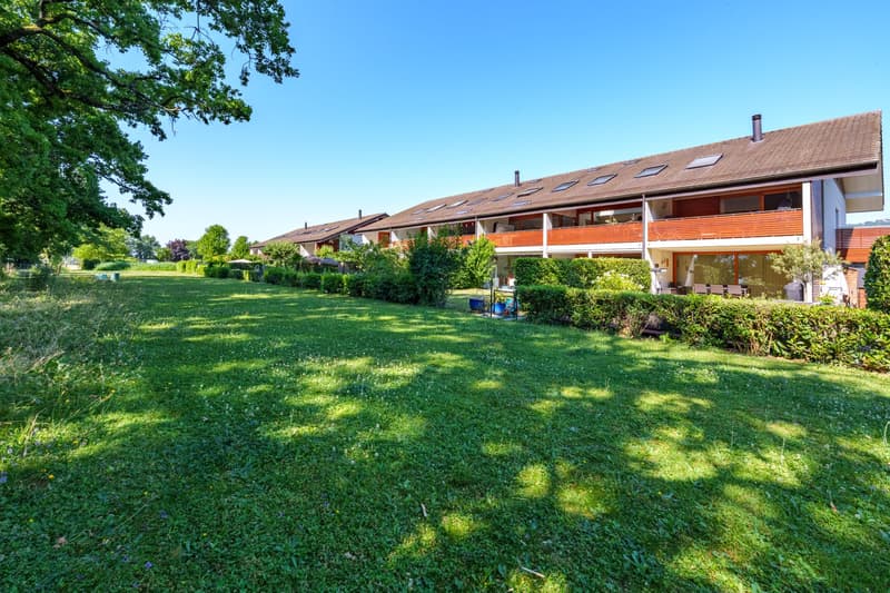 Beau duplex en attique de 5,5 pièces à Bursinel (7)