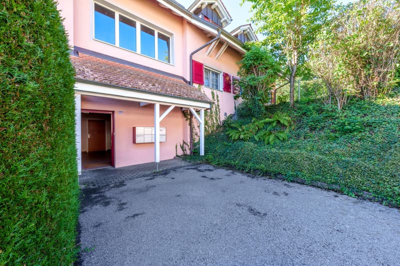 La Rippe lumineux rez-de-jardin de 3,5 pièces avec fort potentiel (3)