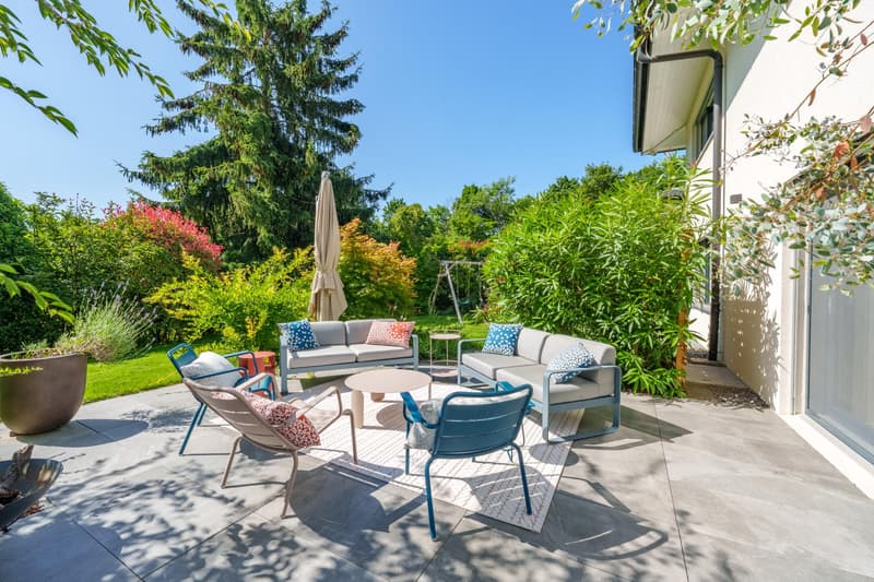 Splendide villa avec piscine à Chigny proche de Morges (7)