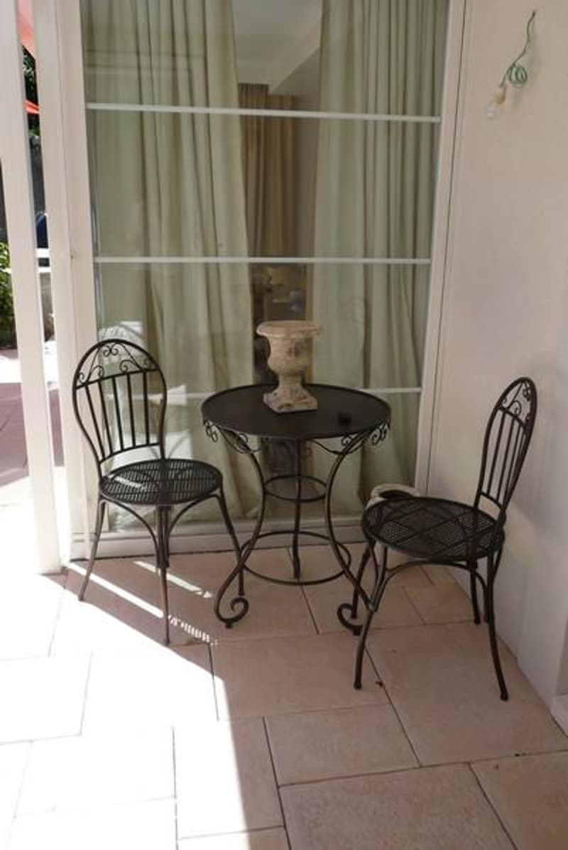 Magnifique appartement meublé de 2,5 pièces avec terrasse face au lac (2)