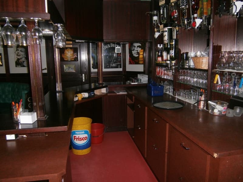 Café-Pub Victoria à Vernayaz (6)