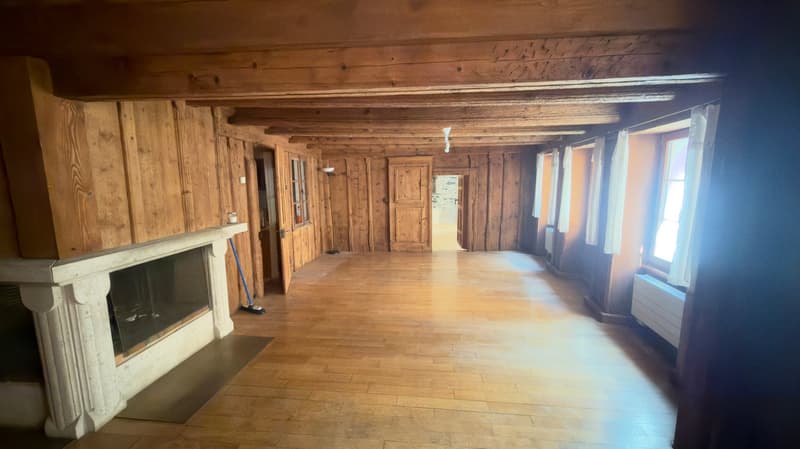 Sion - Appartement de caractère au cœur du centre historique (4)