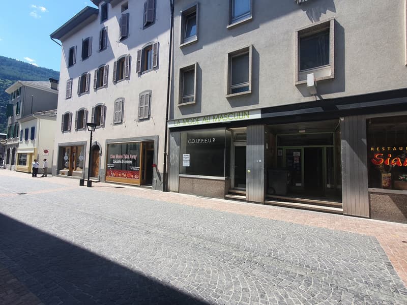 Local commercial salon de coiffure – Martigny (3)