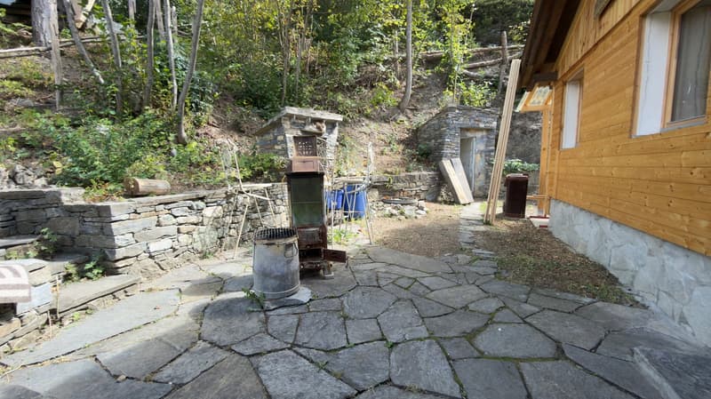 Chalet en bois à Saxon – Cadre naturel et montagnard (4)