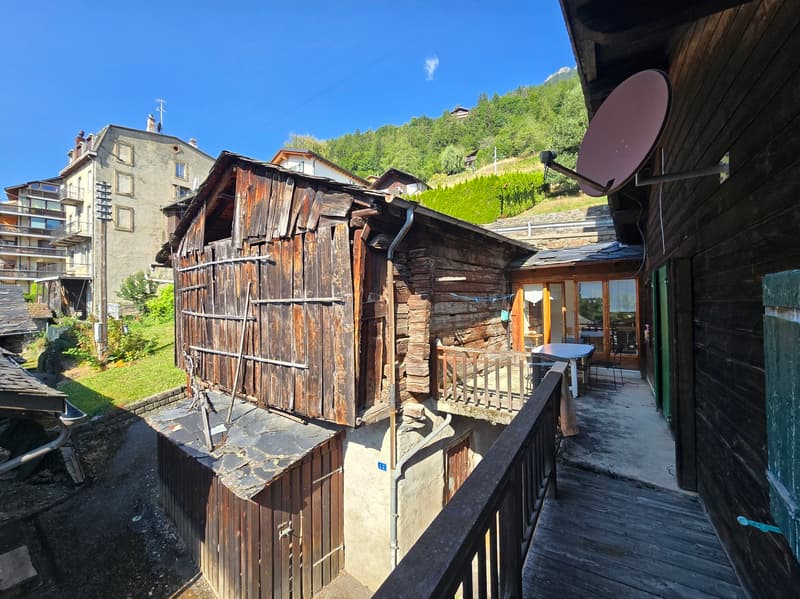 Maison, grange, raccard, terrains - Salvan - Grand potentiel (4)