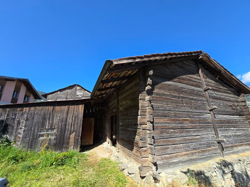Grange / Autorisation de construire en force / Grône / EXCLUSIVITE (8)