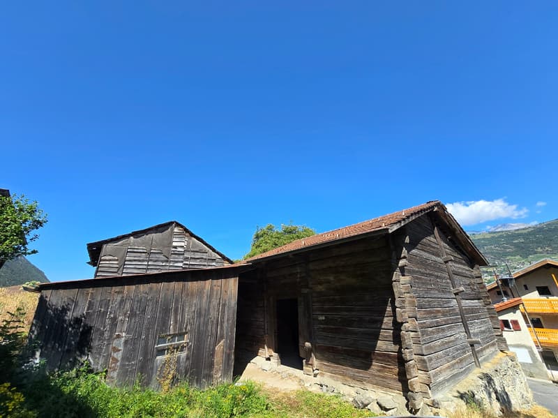 Grange / Autorisation de construire en force / Grône / EXCLUSIVITE (7)