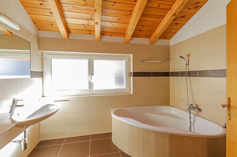 Villa - 5.5 pces - Grande terrasse et parking pour 5 véhicules - Réchy (5)