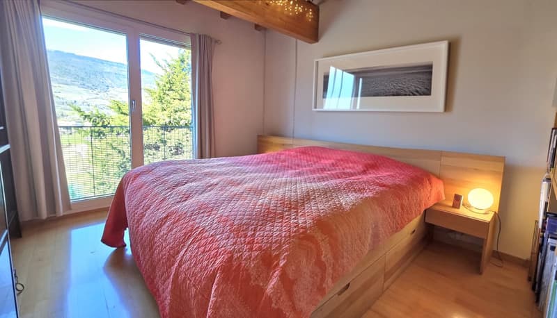 Villa d'architecte - 4.5 pces - 1'212 m2 terrain - Grône - EXCLUSIVITE (6)