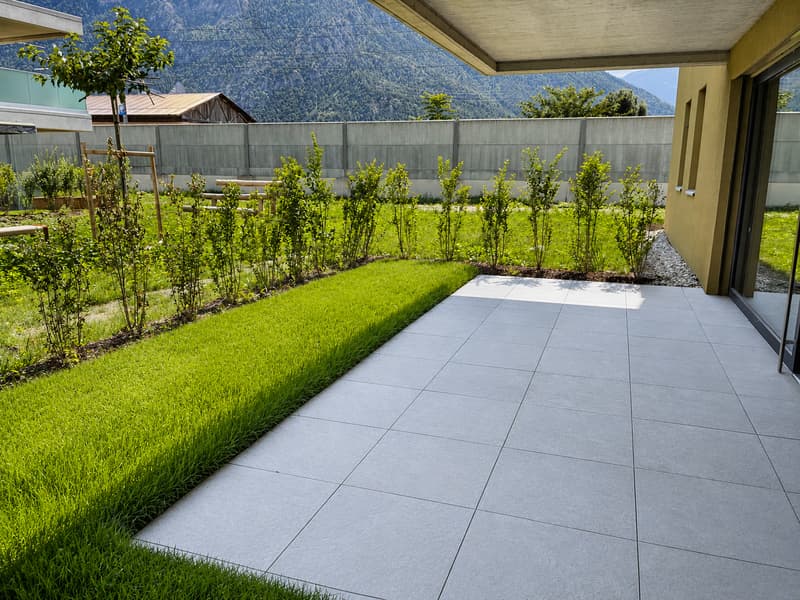 REZ avec grande terrasse – Neuf – Place de parc intérieure (9)