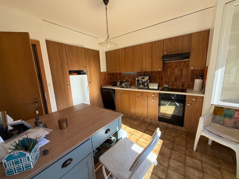 Appartement – 5ème étage – places de parc extérieures (4)