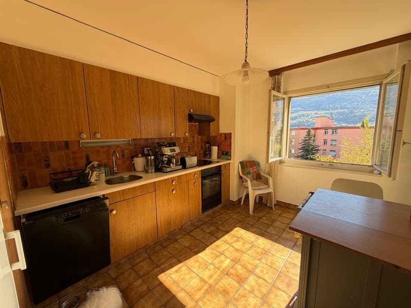 Appartement – 5ème étage – places de parc extérieures (5)