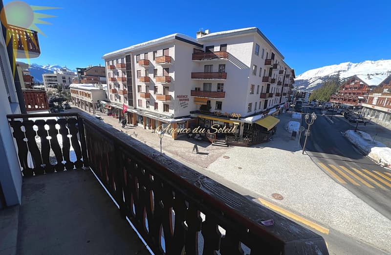 Plein coeur de Crans ! Lumineux appartement traversant de 4.5 pièces avec une chambrette complémentaire ! (6)
