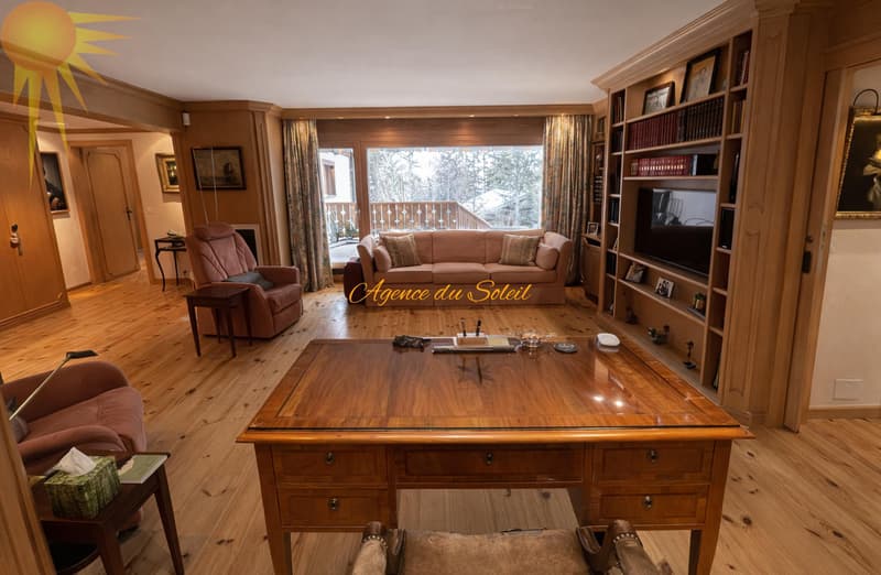 Ski-in/Ski-out? Appartement de standing de 4.5 pièces avec piscine privée au coeur de Crans ! (4)
