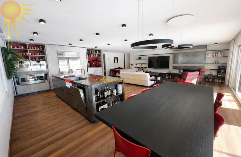 Luxueux appartement de 5.5 pièces en plein centre de la station et en bordure directe du golf ! (4)