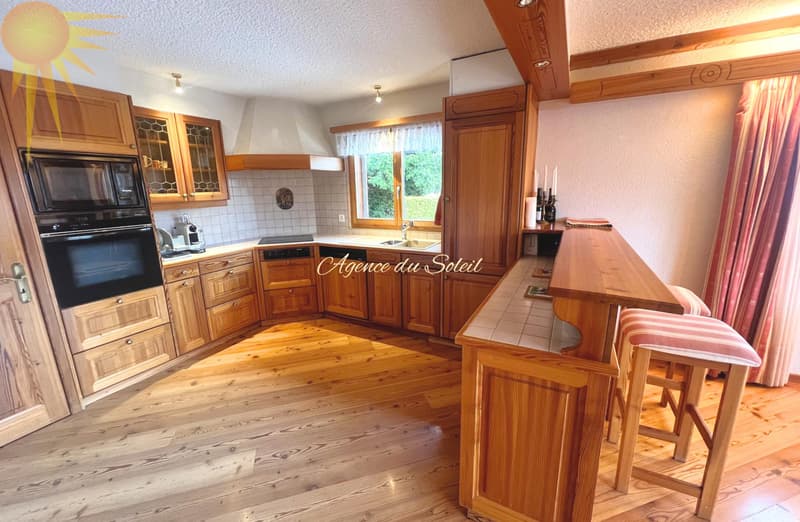 En Exclusivité ! Splendide chalet de 8.5 pièces en bordure du golf Ballesteros à Crans ! (5)