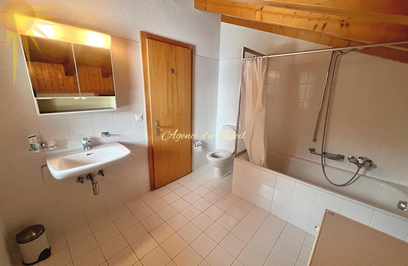En Exclusivité ! Splendide chalet de 8.5 pièces en bordure du golf Ballesteros à Crans ! (11)