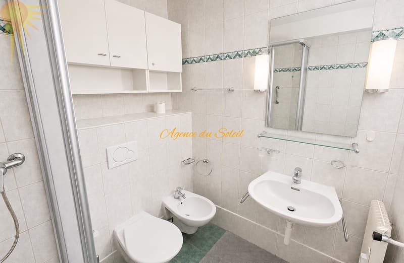 Au coeur de Crans, spacieux appartement traversant de 2.5 piècesavec 2 balcons ! (12)