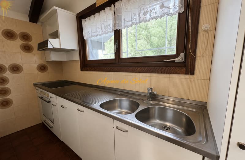 Superbe maison sud composé de 2 appartements séparés, à 5' en voiture de Crans-Montana (Mollens)! (9)