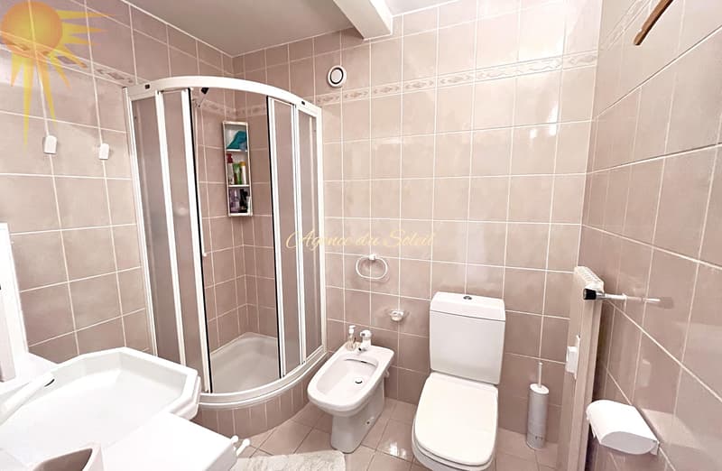 Lumineux appartement traversant de 4,5 pièces avec 2 balcons (nord/sud) à proximité du Régent à Crans ! (10)