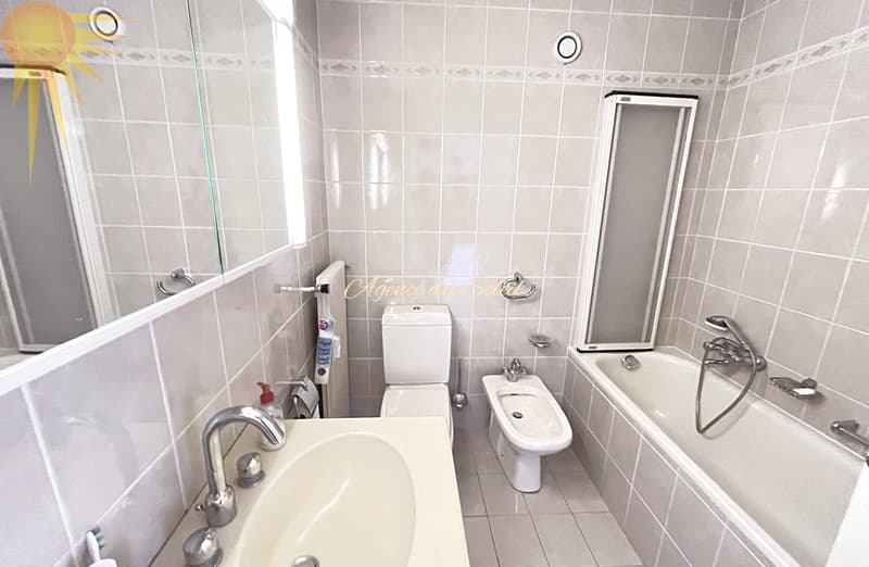 Lumineux appartement traversant de 4,5 pièces avec 2 balcons (nord/sud) à proximité du Régent à Crans ! (9)