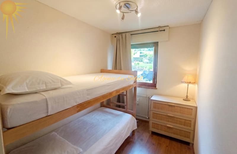 À louer (saison): Très cosy appartement de 3.5 pièces à proximité du funiculaire ! (10)